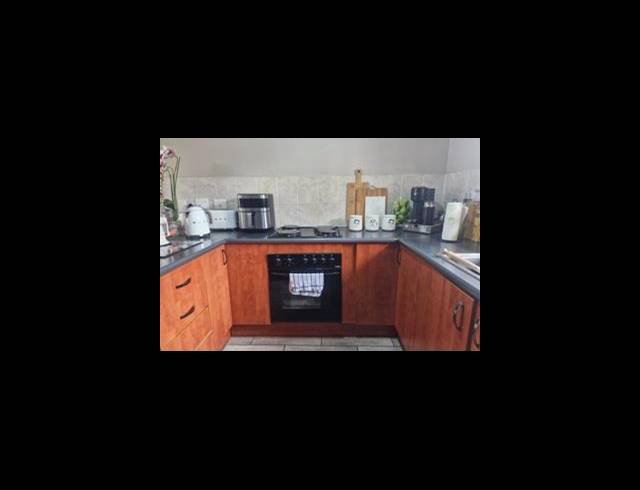 2 BEDROOM TOWNHOUSE FOR SALE IN AMANDASIG